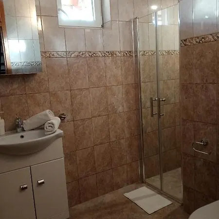 Balla Apartmanhaz アパート シオーフォク