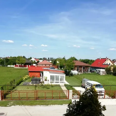 アパート Balla Apartmanhaz